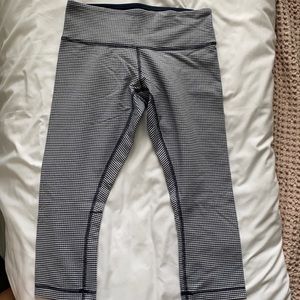 Lululemon Cropped Leggings
